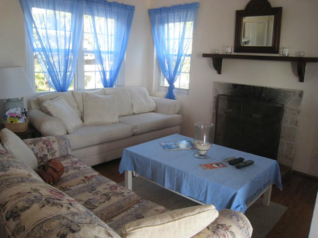 Grape Bay Cottages Mount Pleasant Camera foto